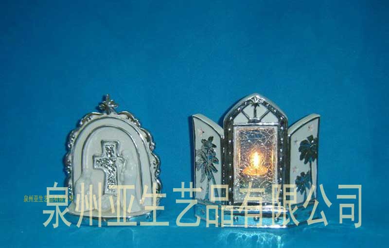 �ڽ���֬�ڼ�